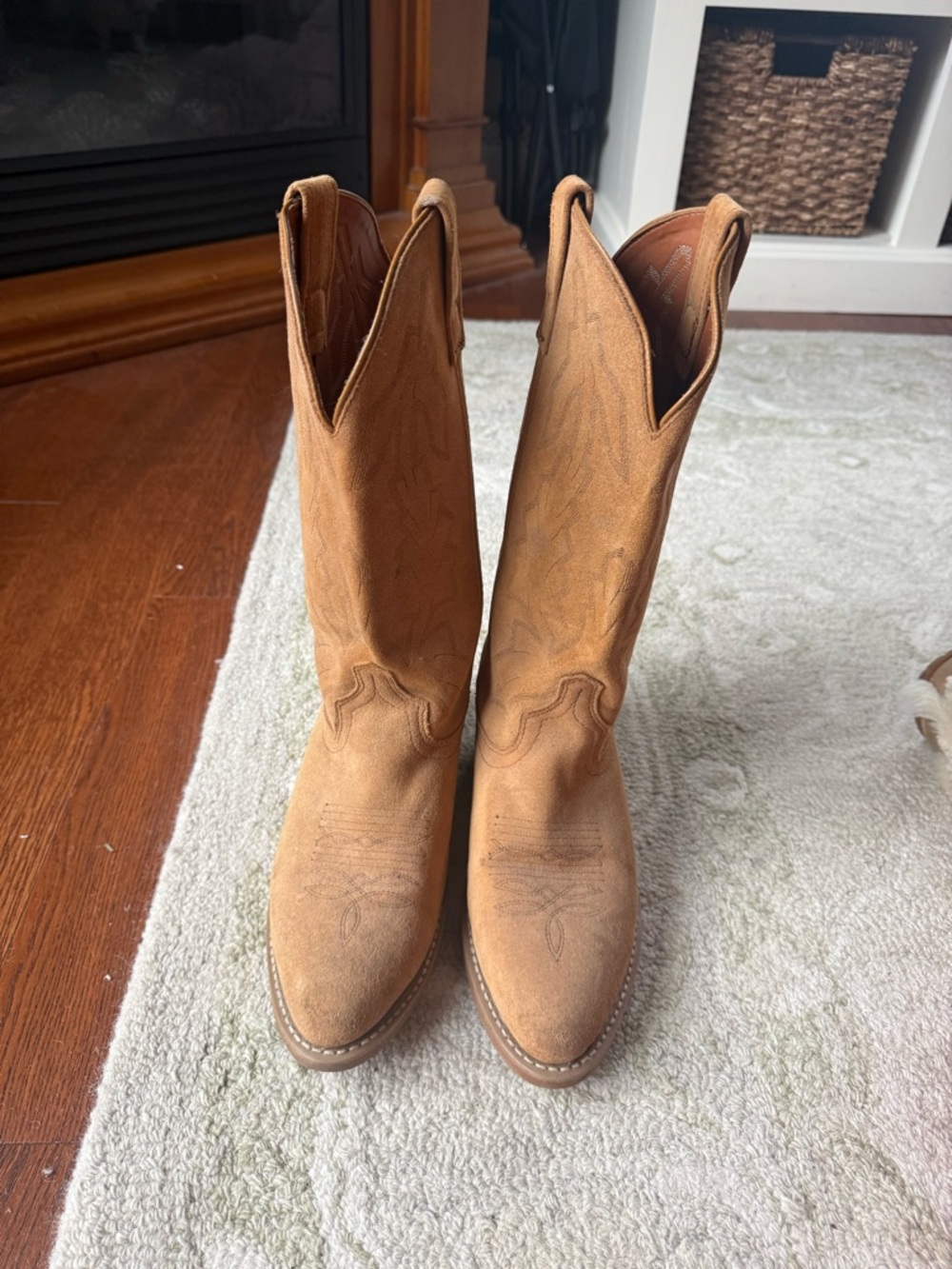 Laredo Tan Leather Cowboy Boots - Picture 2 of 7